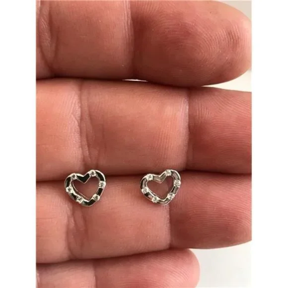 HEART SHAPE STUD EARRINGS W/ LAB DIAMONDS / 925 STERLING SILVER / VERY CUTE!!! - Picture 3 of 6